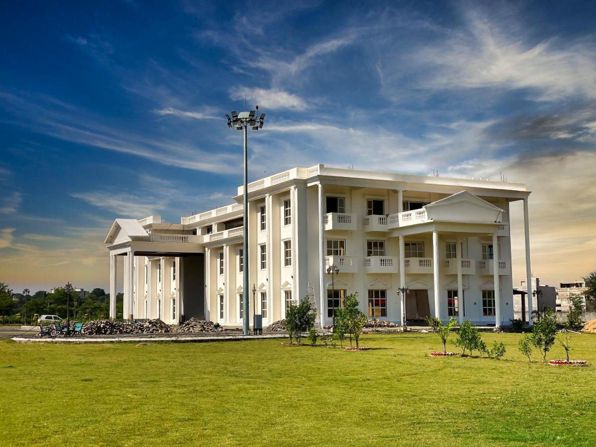 The Heritage Conventions Sāgar Exterior photo