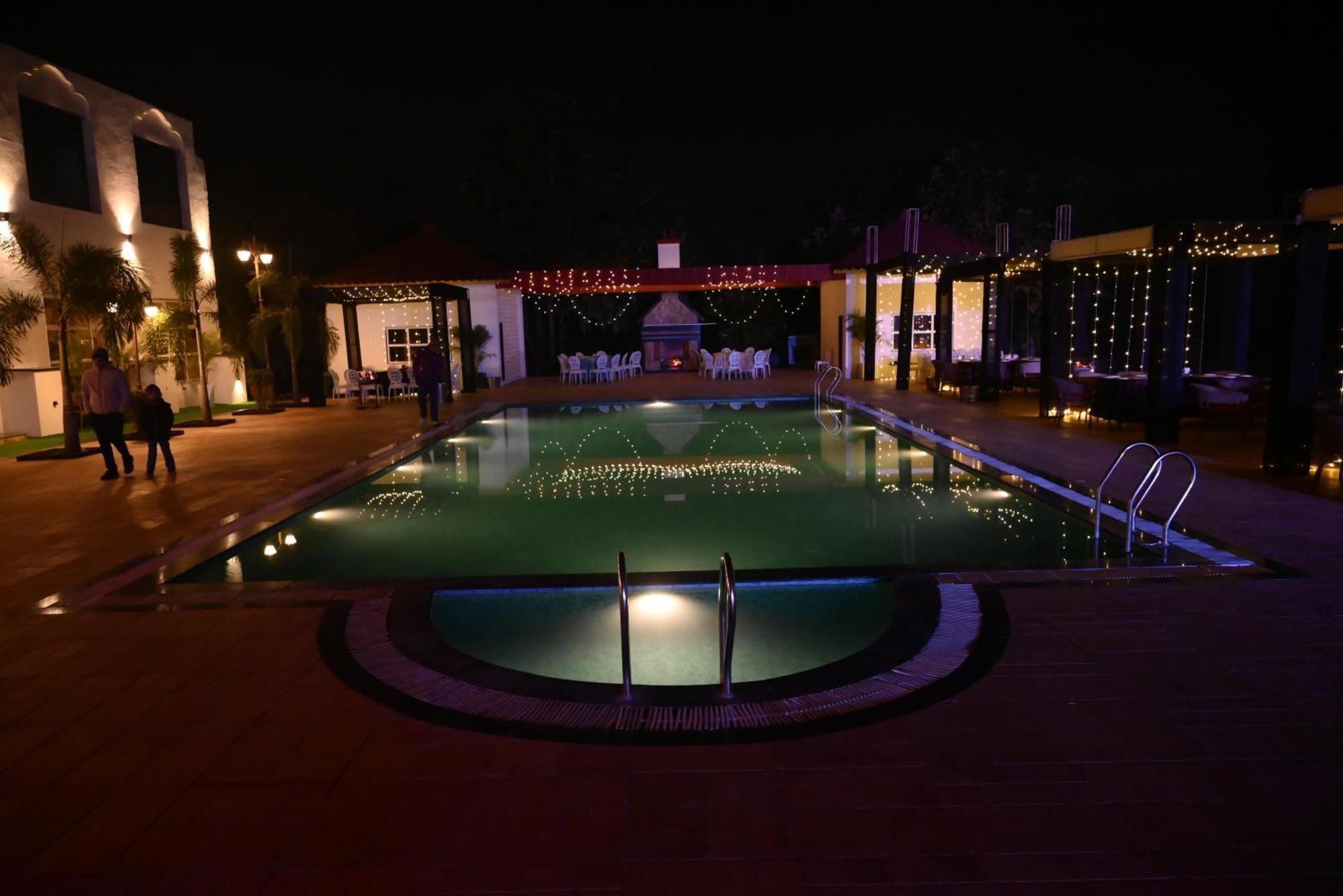 The Heritage Conventions Sāgar Exterior photo